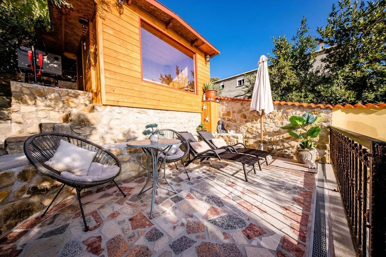 Exquisite Villa With Heated Pool, Sauna, Breathtaking Landscape & Panoramic Views In Banjol 라브