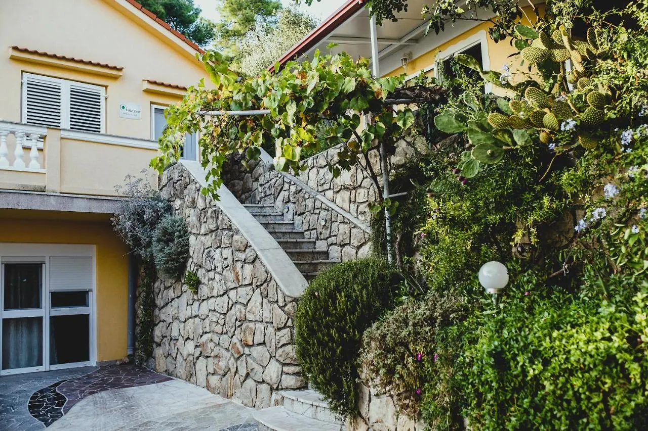 Exquisite Villa With Heated Pool, Sauna, Breathtaking Landscape & Panoramic Views In Banjol 라브